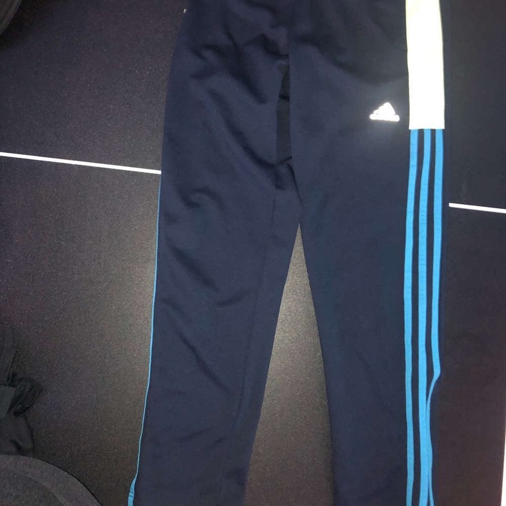 Adidas Bundle - Picture 6 of 9